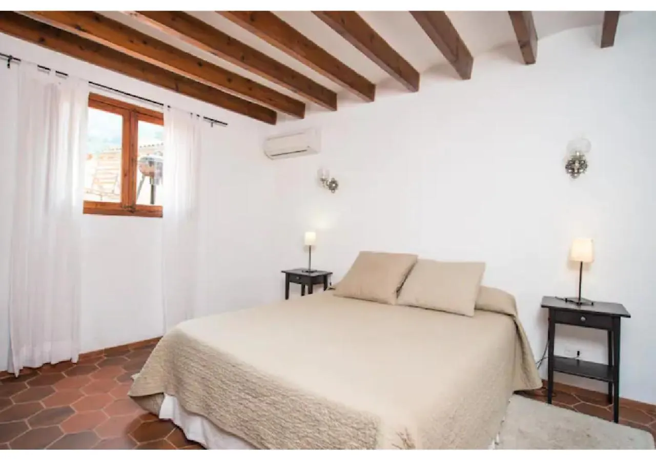 Holiday home Casa Catalina, Casa Con Bbq En Fornalutx Villa
